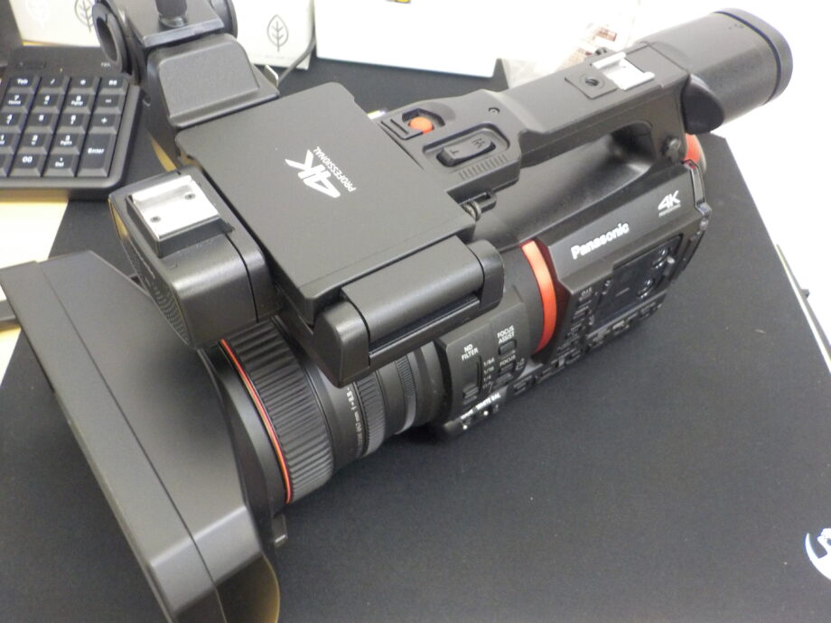 PANASONIC AG-CX350