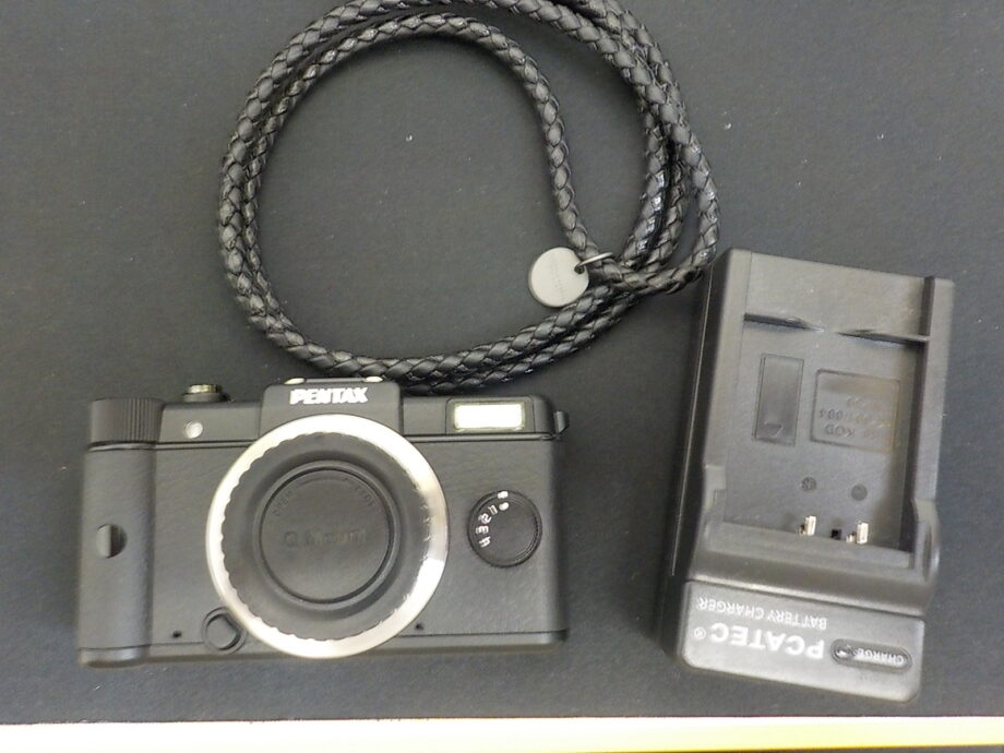 PENTAX Q