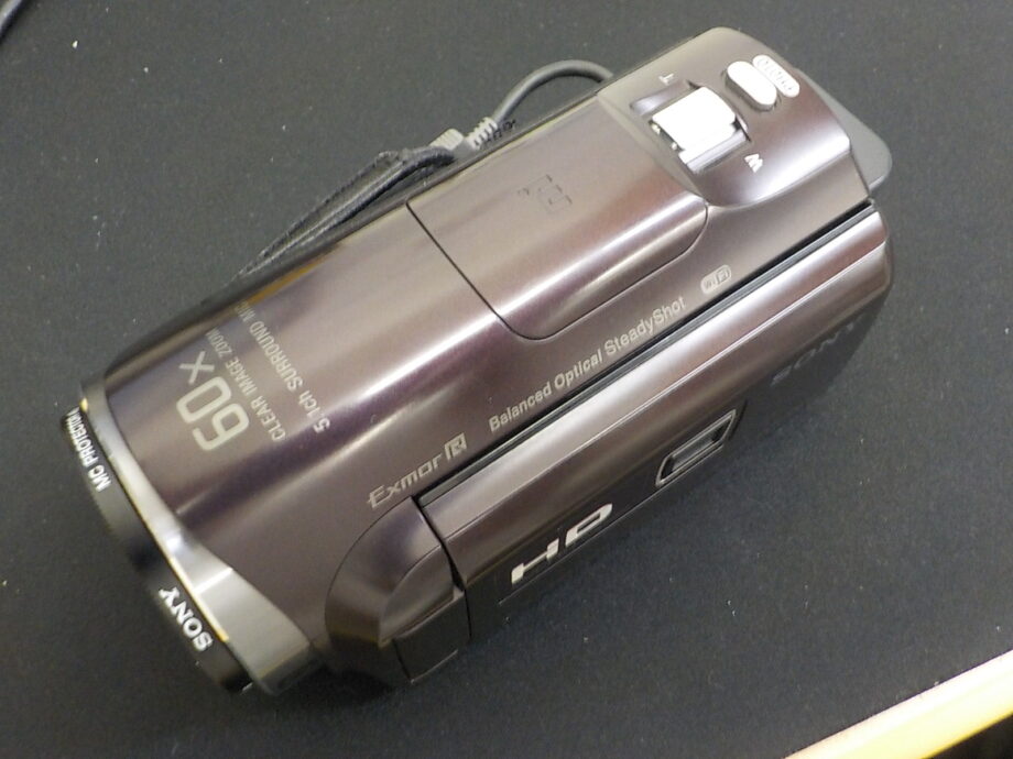 SONY HANDYCAM HDR-PJ670