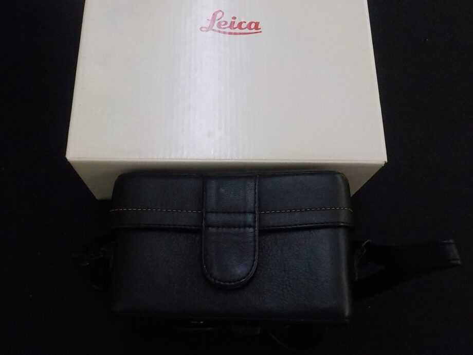 LEICA ケース