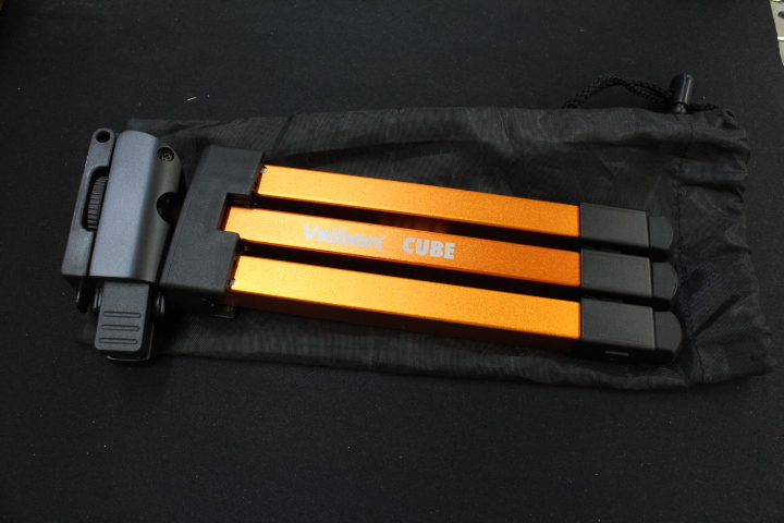VELBON CUBE 三脚