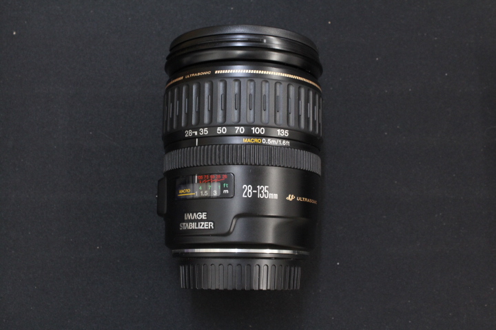 Canon EF 28-135mm F3.5-5.6