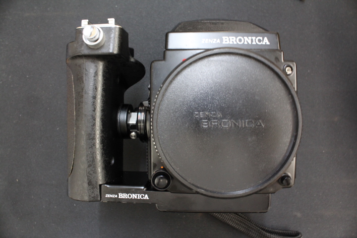 Zenza Bronica ETR Si
