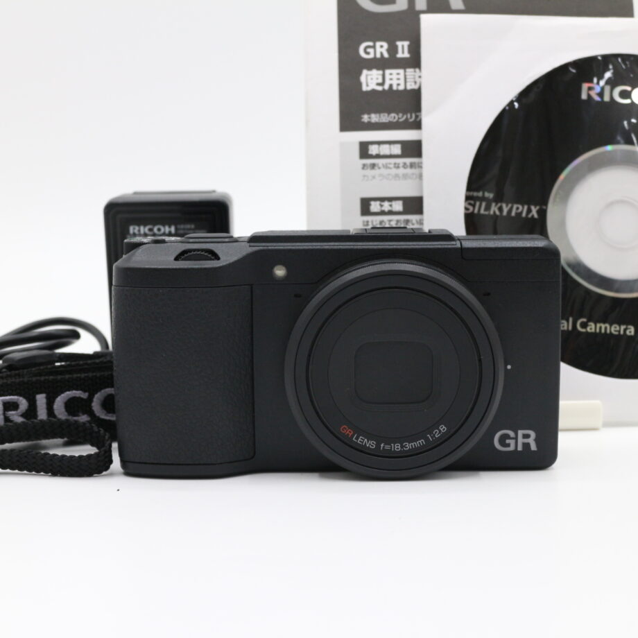 RICOH デジタルカメラ GRII APS-CサイズCMOSセンサー ローパスフィルタレス