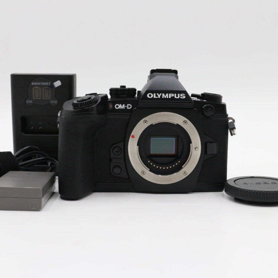 OLYMPUS OM-D E-M1